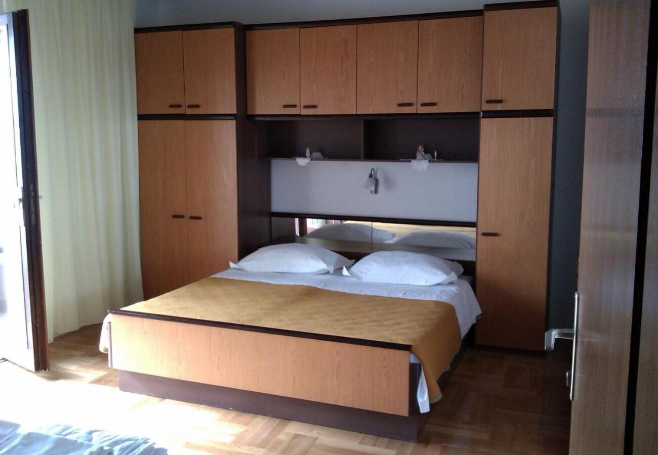 Apartments Nada Brela Zewnętrze zdjęcie