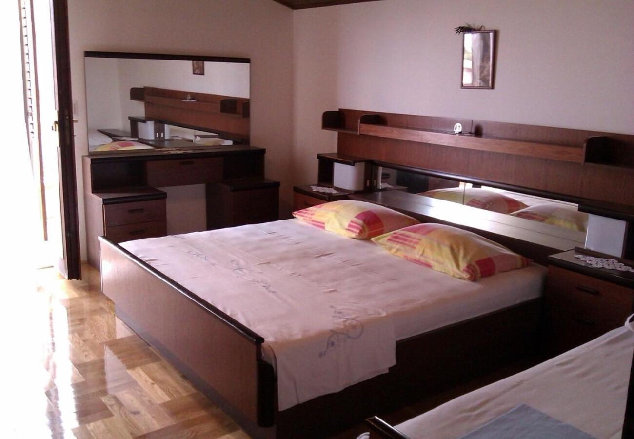 Apartments Nada Brela Zewnętrze zdjęcie